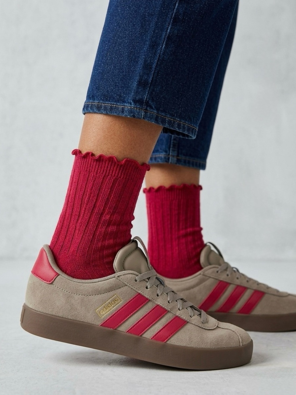 New Adidas Vl Court 3.0 Sneakers Shoes Casual - Grey & Red NWT